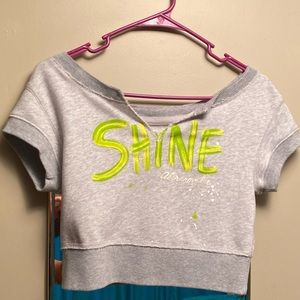 Juniors Size M Crop Top